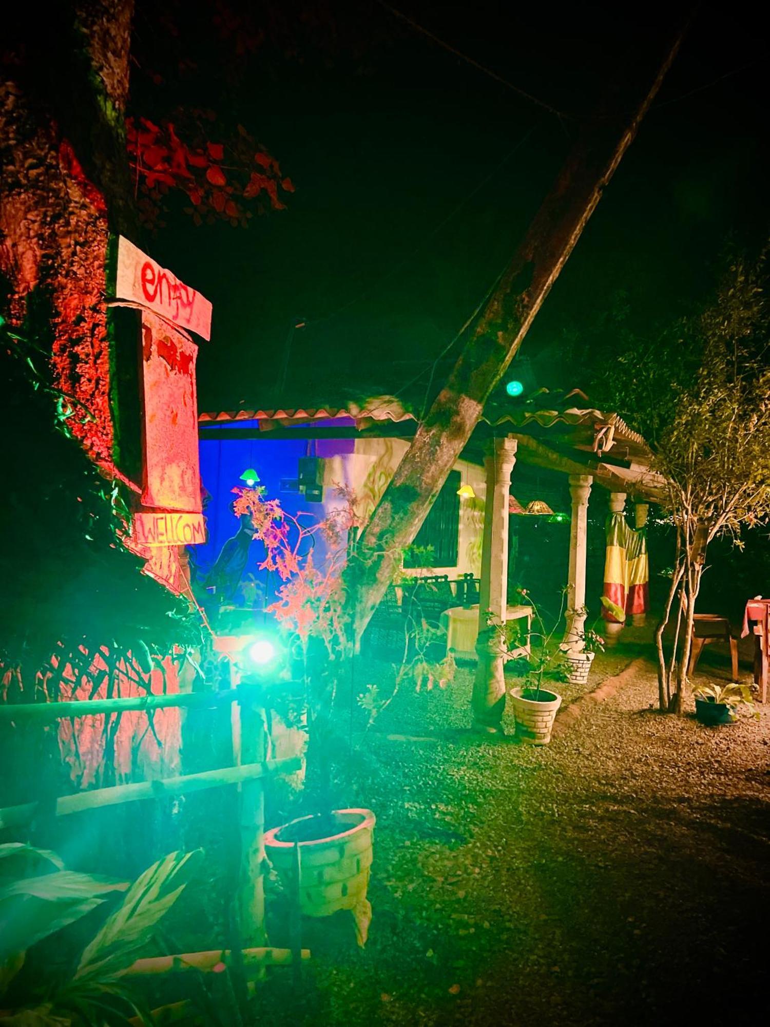 Reggae Paradise Hostel Sigiriya Exterior photo